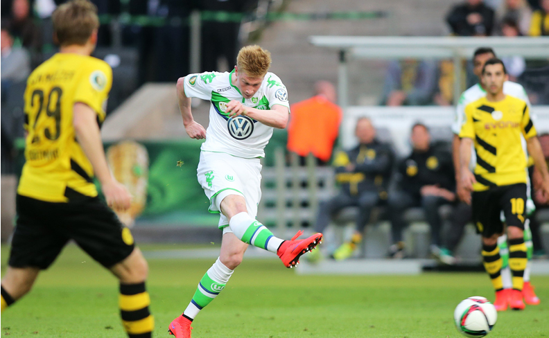 中超11月最佳球员候选：法比奥领衔，王燊超、吴曦、侯森在列（中超11月最佳球员候选名单：法比奥领跑，王燊超、吴曦、侯森入围）