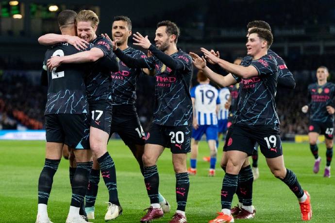 小瓦格纳狂轰32分，命中率超5成，魔术一分险胜热火