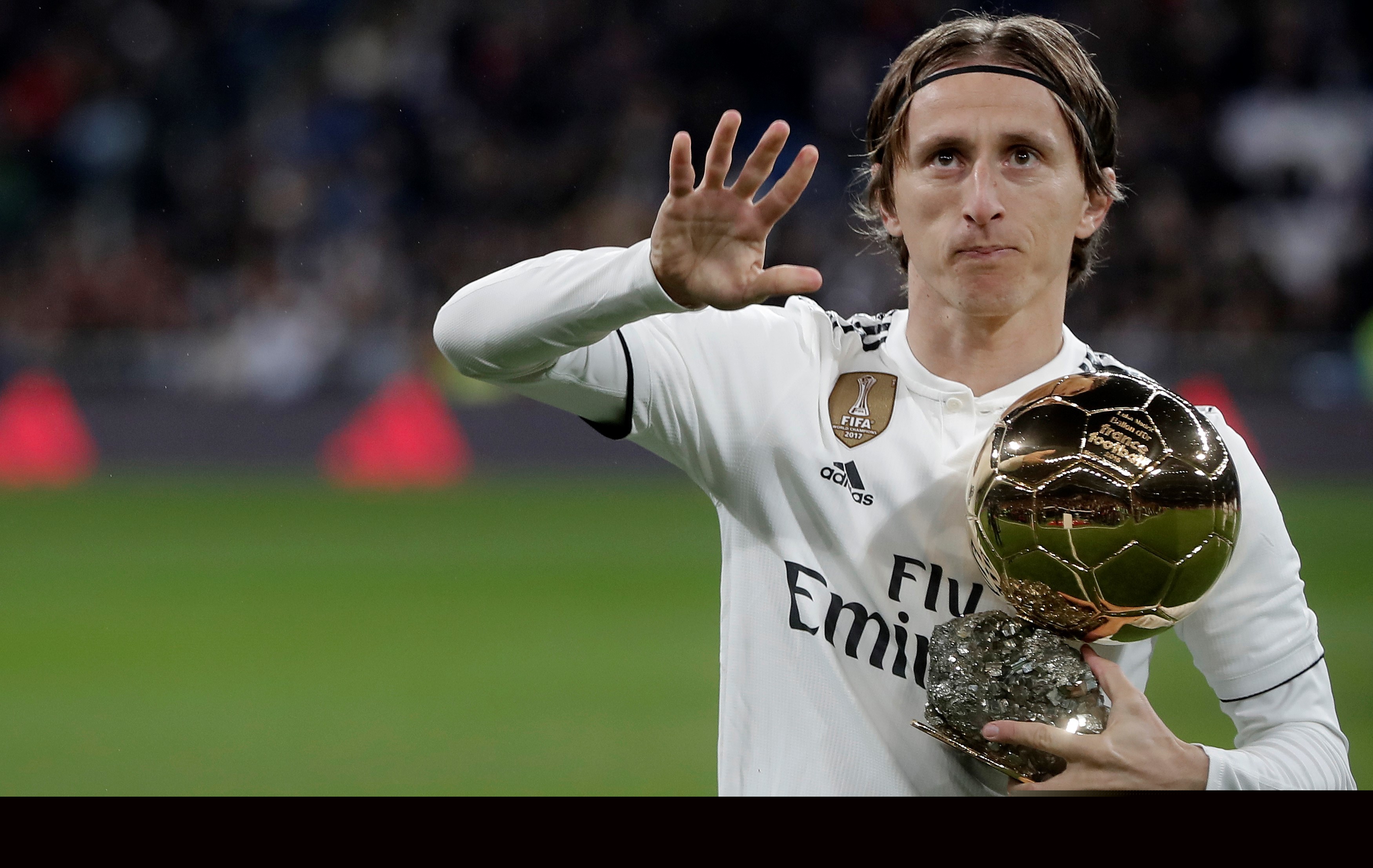 赫内斯谈拜仁明年目标：国内双冠王，在欧冠尽可能走远一些